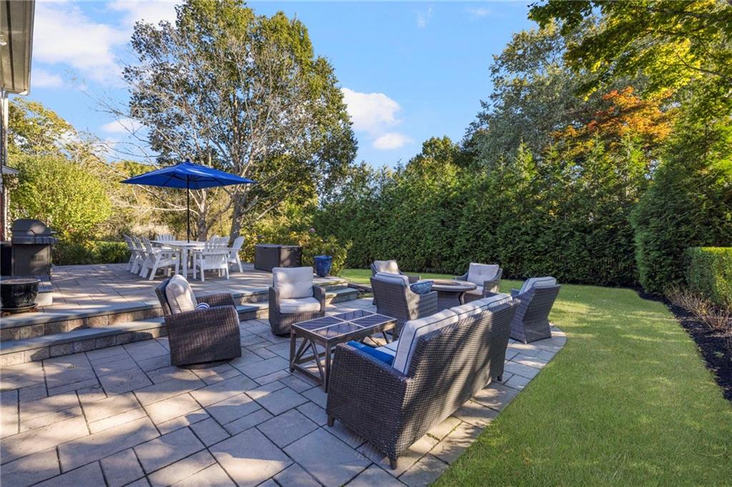 Newport, Rhode Island, 02840, United States, 4 Bedrooms Bedrooms, ,3 BathroomsBathrooms,Residential,Active,1959529