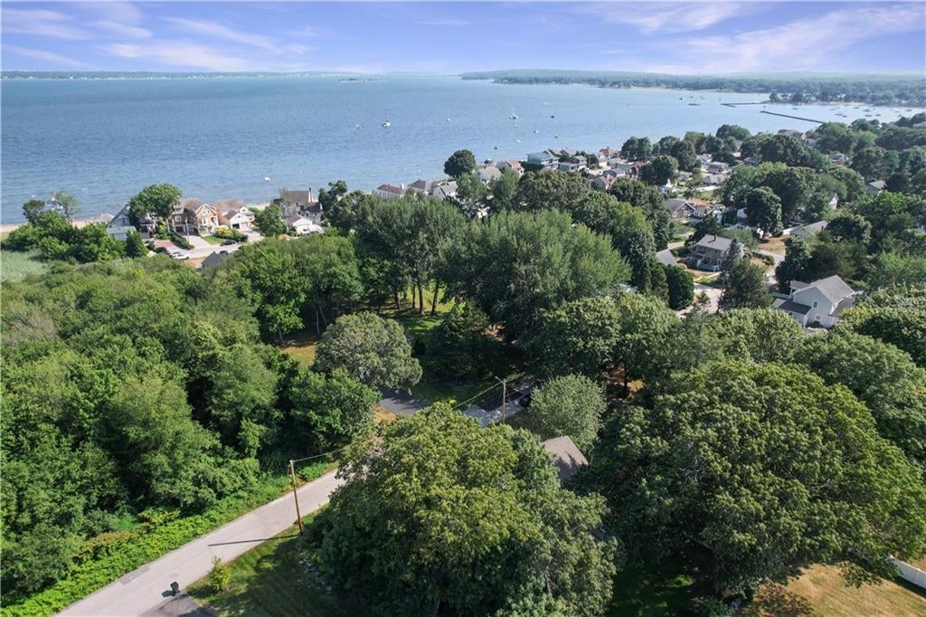 North Kingstown, Rhode Island, 02852, United States, 3 Bedrooms Bedrooms, ,3 BathroomsBathrooms,Residential,Active,1929459