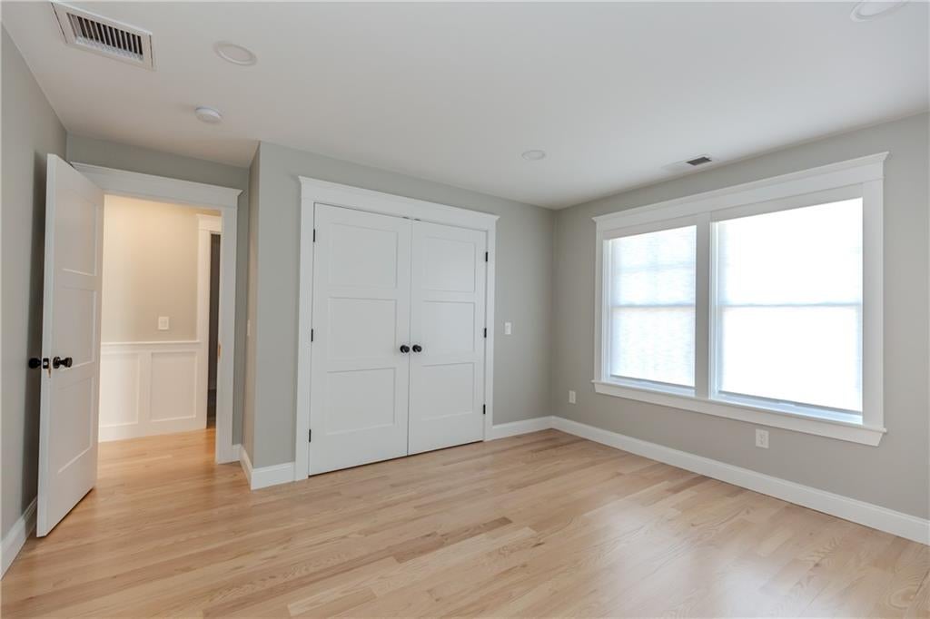 Cranston, Rhode Island, 02921, United States, 3 Bedrooms Bedrooms, ,4 BathroomsBathrooms,Residential,Active,2011445