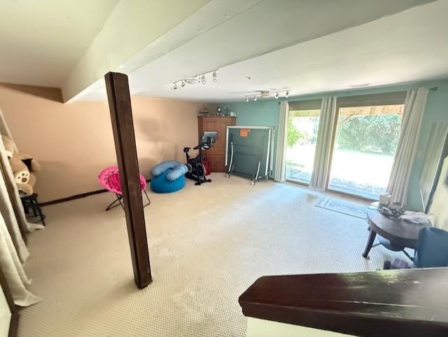 Westerly, Rhode Island, 02891, United States, 5 Bedrooms Bedrooms, ,4 BathroomsBathrooms,Residential,Active,1904145