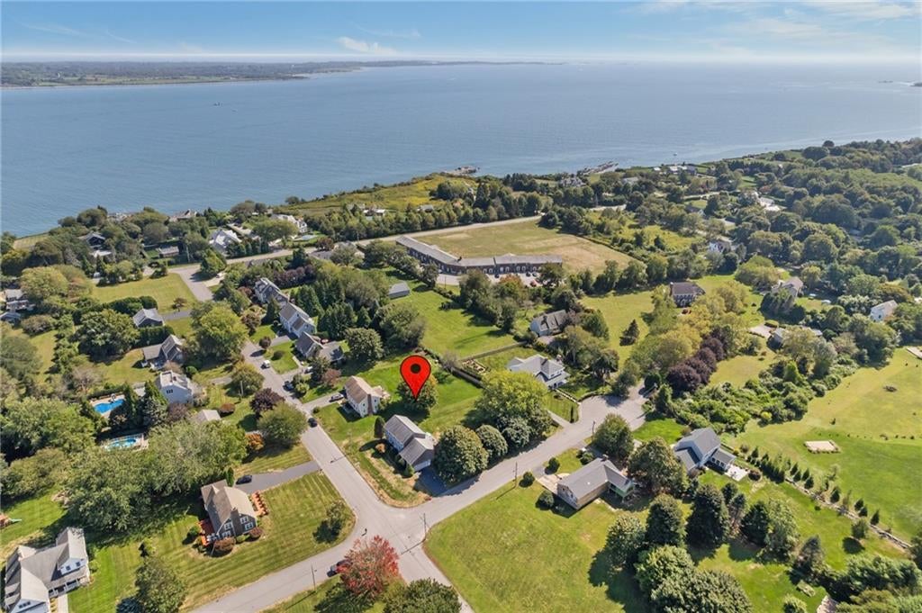 Portsmouth, Rhode Island, 02871, United States, 4 Bedrooms Bedrooms, ,3 BathroomsBathrooms,Residential,Active,1952506