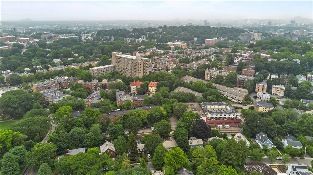 Brookline, Massachusetts, 02445, United States, 5 Bedrooms Bedrooms, ,4 BathroomsBathrooms,Residential,Active,1905132