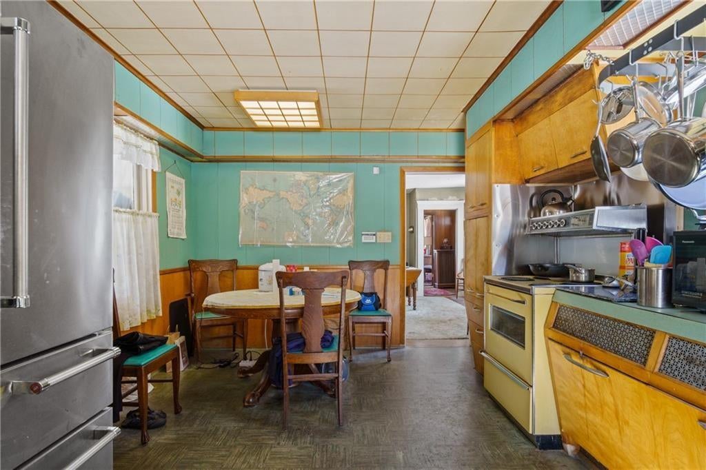 Cranston, Rhode Island, 02921, United States, ,1 BathroomBathrooms,Residential,Active,1703839