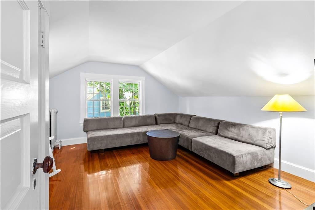 Brookline, Massachusetts, 02445, United States, 5 Bedrooms Bedrooms, ,4 BathroomsBathrooms,Residential,Active,1905132