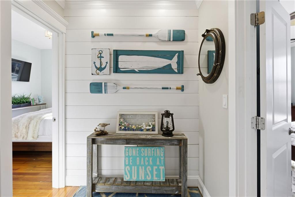 Newport, Rhode Island, 02840, United States, 4 Bedrooms Bedrooms, ,4 BathroomsBathrooms,Residential,Active,2007171