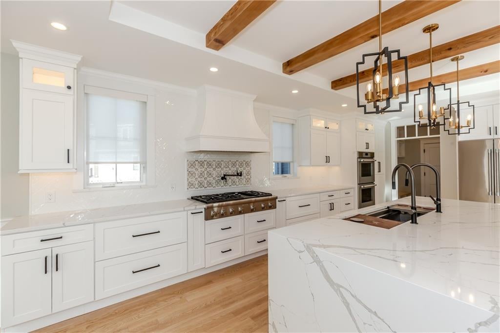 Cranston, Rhode Island, 02921, United States, 3 Bedrooms Bedrooms, ,4 BathroomsBathrooms,Residential,Active,2011445