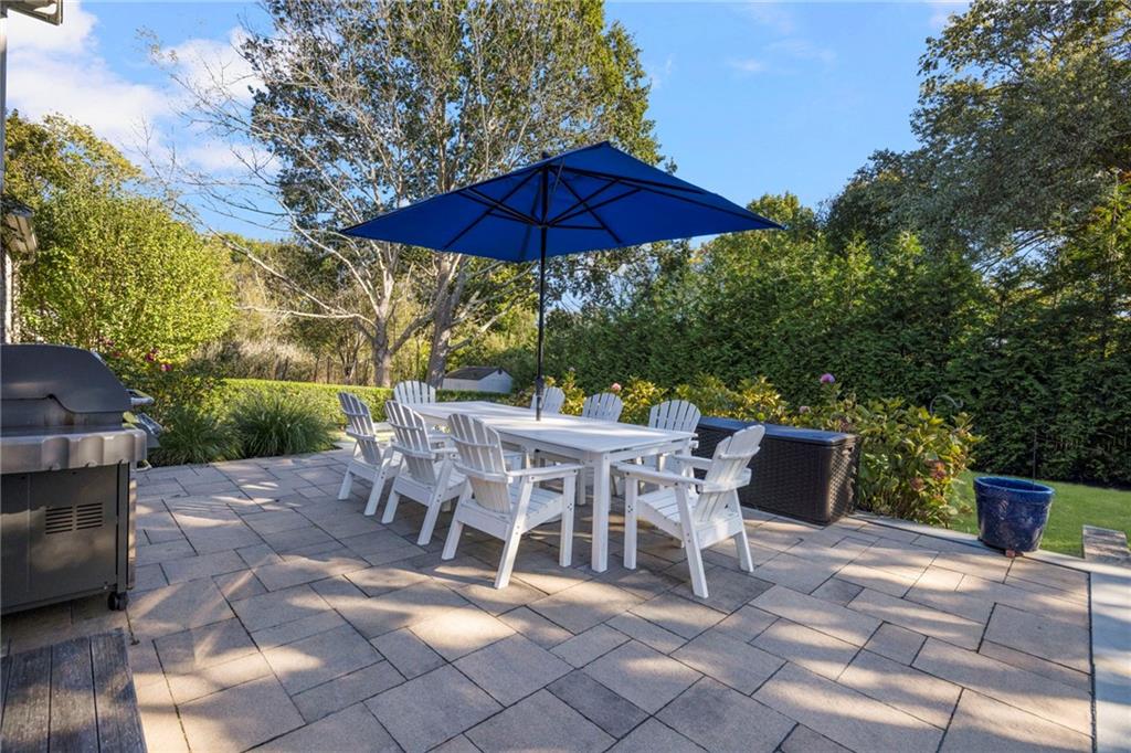 Newport, Rhode Island, 02840, United States, 4 Bedrooms Bedrooms, ,3 BathroomsBathrooms,Residential,Active,1959529