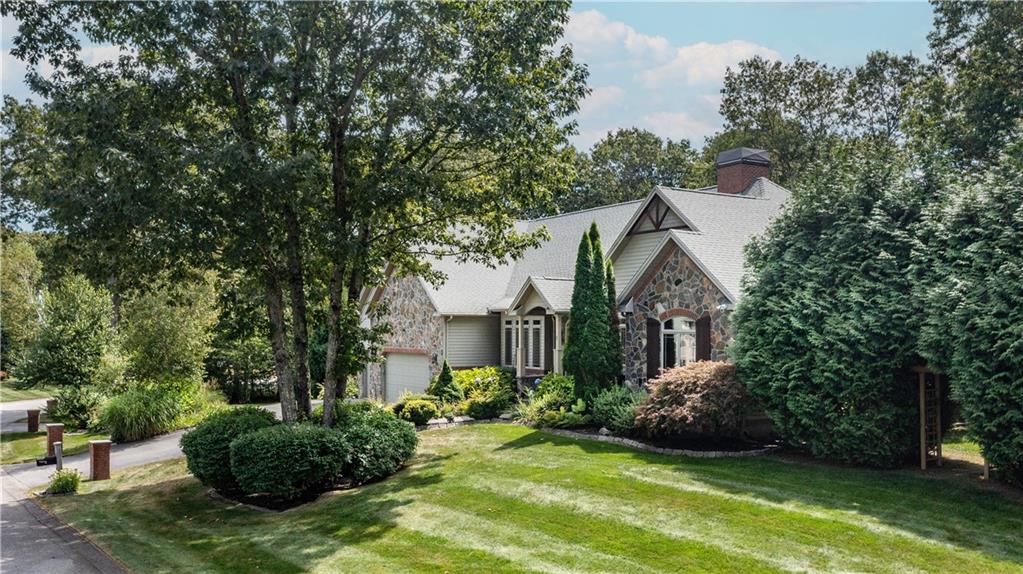 Smithfield, Rhode Island, 02917, United States, 4 Bedrooms Bedrooms, ,3 BathroomsBathrooms,Residential,Active,1929673