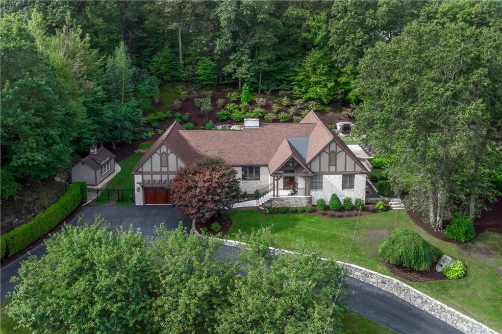 Lincoln, Rhode Island, 02865, United States, 4 Bedrooms Bedrooms, ,3 BathroomsBathrooms,Residential,Active,1964506