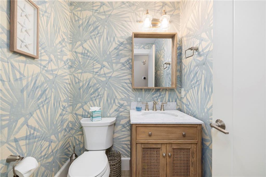 Newport, Rhode Island, 02840, United States, 4 Bedrooms Bedrooms, ,3 BathroomsBathrooms,Residential,Active,1959529