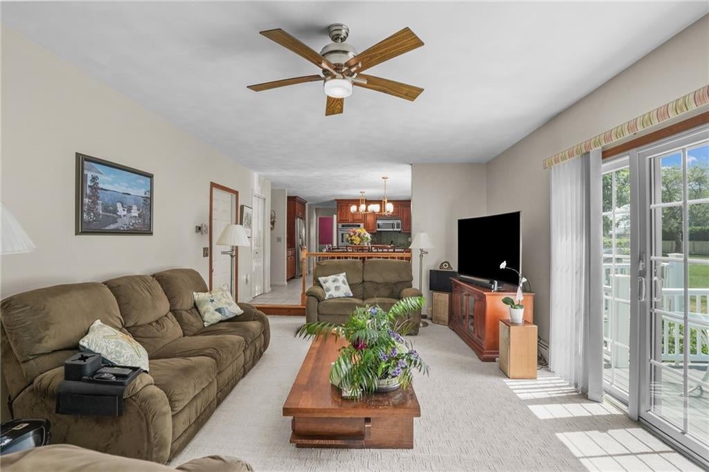 Portsmouth, Rhode Island, 02871, United States, 4 Bedrooms Bedrooms, ,3 BathroomsBathrooms,Residential,Active,1904703