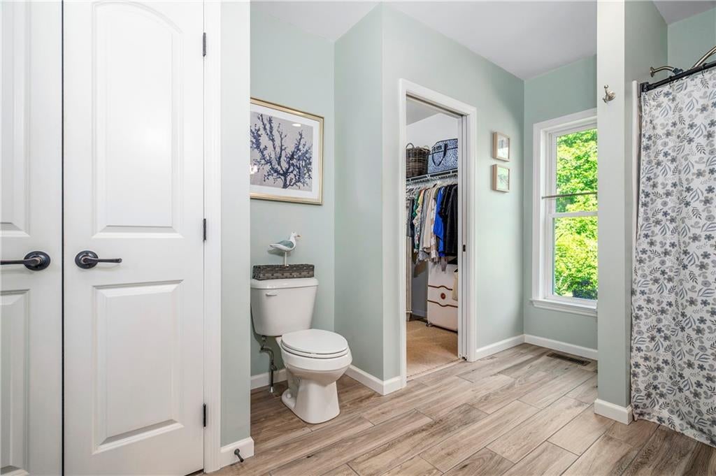 Burrillville, Rhode Island, 02859, United States, 4 Bedrooms Bedrooms, ,3 BathroomsBathrooms,Residential,Active,1945228