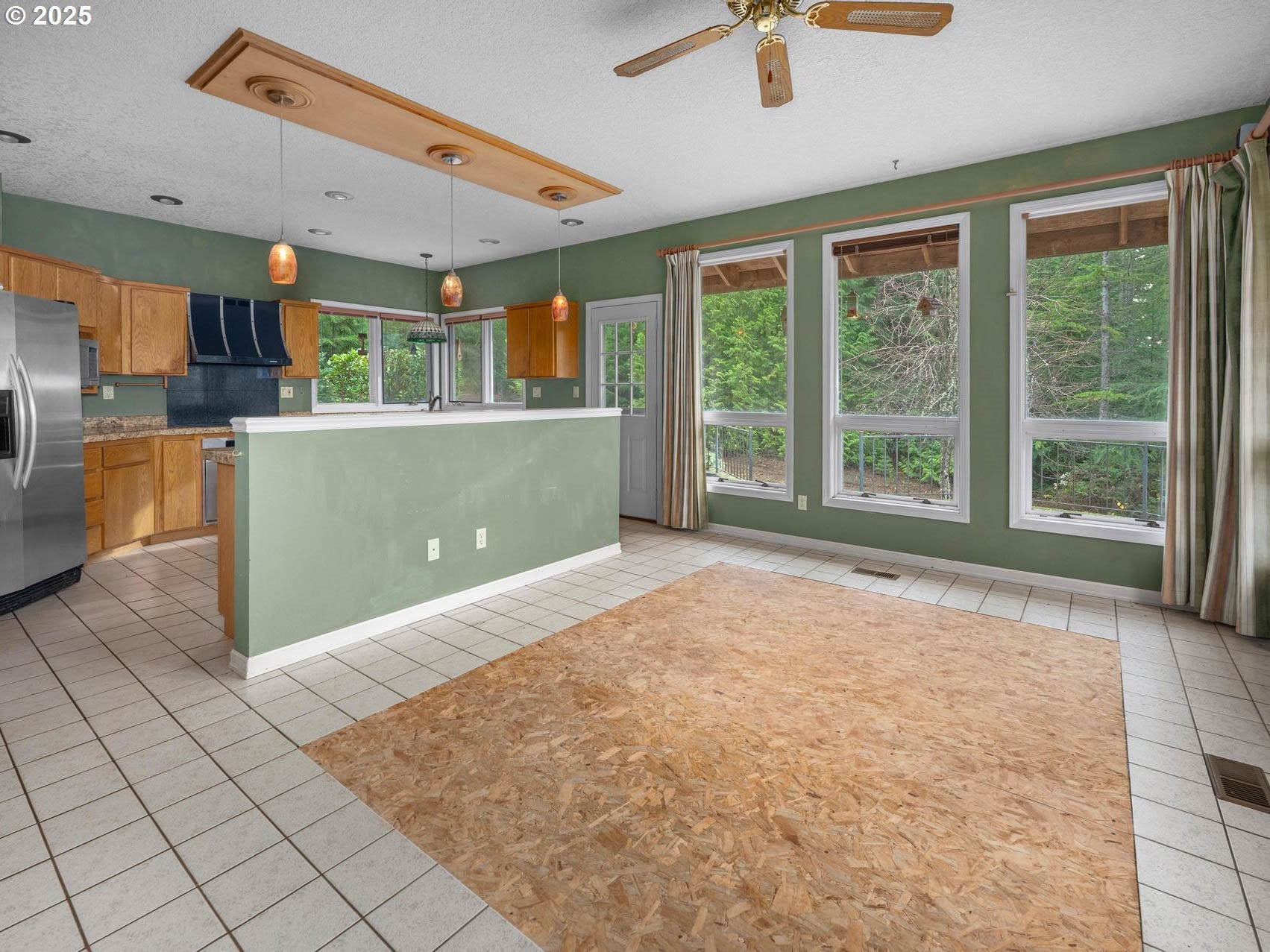 North Plains, Oregon, 97133, United States, 3 Bedrooms Bedrooms, ,3 BathroomsBathrooms,Residential,Active,1997570