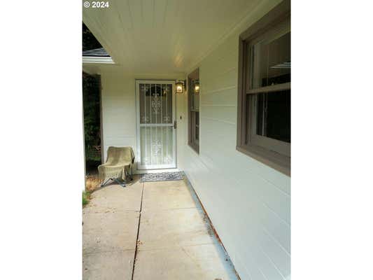 14300 SW HALL BLVD, PORTLAND, OR 97224, photo 4 of 37