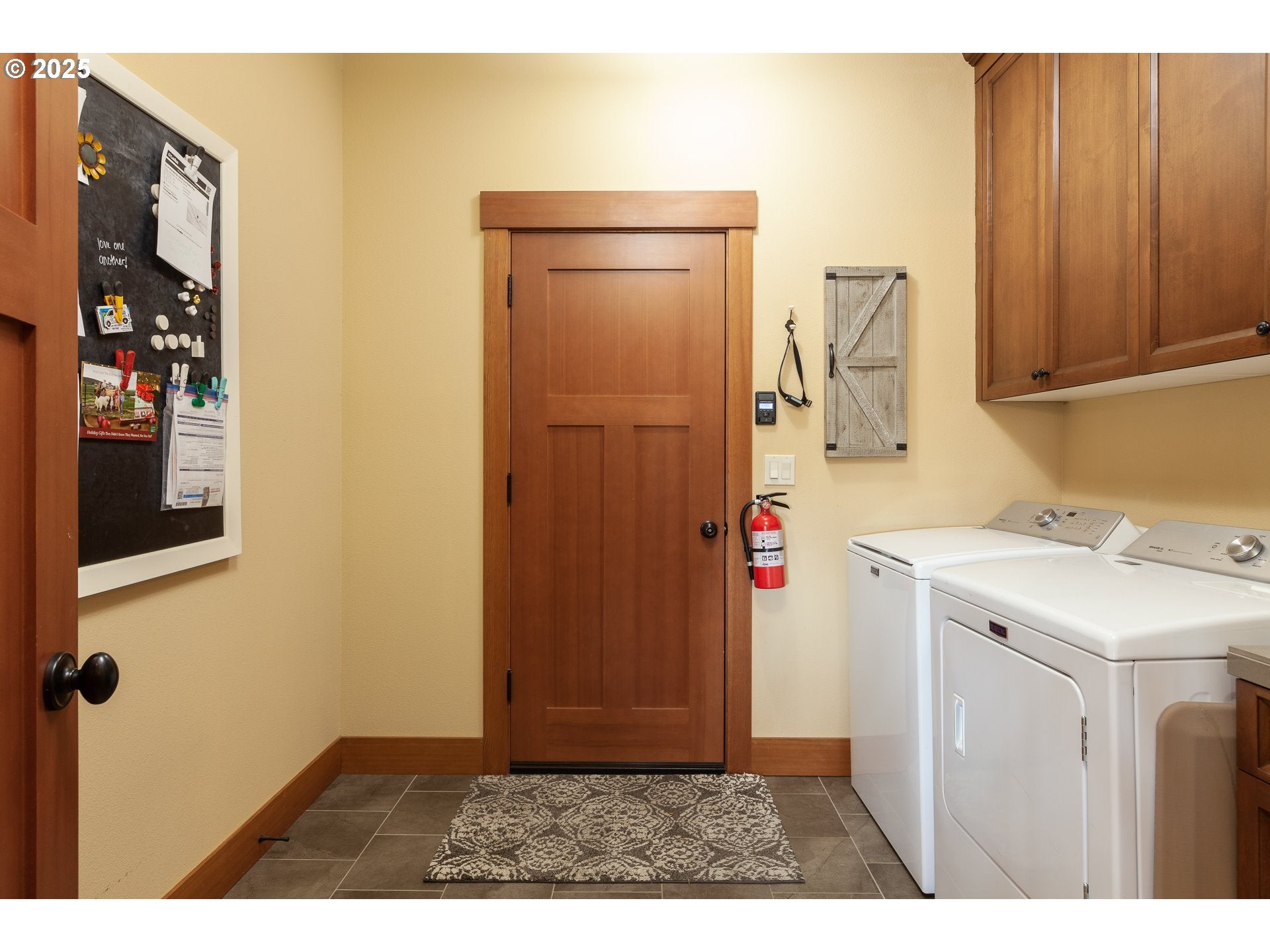 White Salmon, Washington, 98672, United States, 3 Bedrooms Bedrooms, ,3 BathroomsBathrooms,Residential,Active,2006771