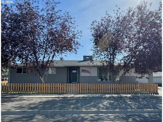 2425 C ST, BAKER CITY, OR 97814 - Image 1