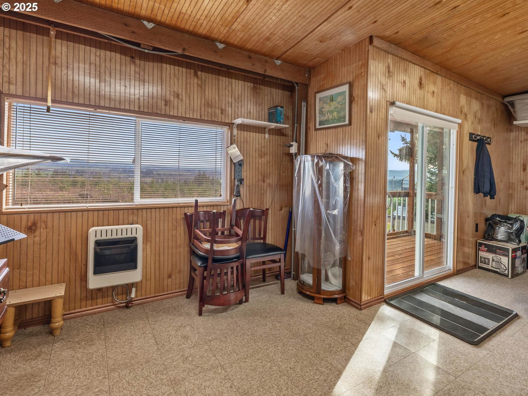 North Plains, Oregon, 97133, United States, 5 Bedrooms Bedrooms, ,4 BathroomsBathrooms,Residential,Active,1764071