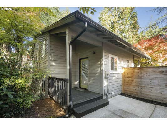 551 S TEXAS ST, PORTLAND, OR 97219 - Image 1