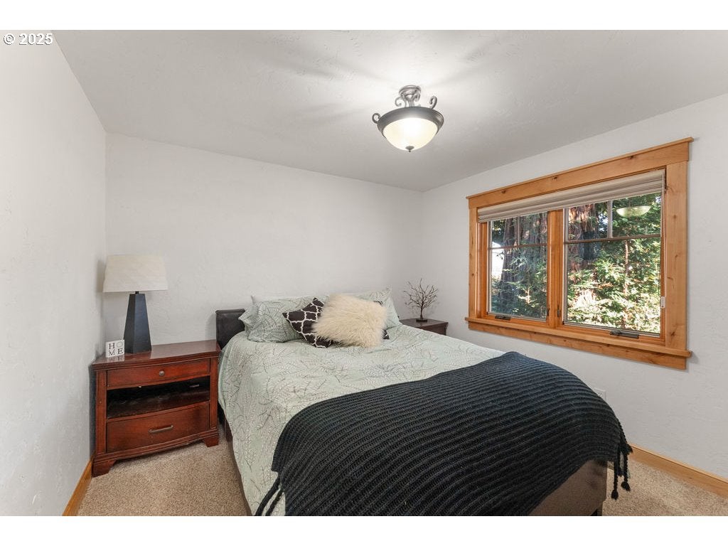 Roseburg, Oregon, 97471, United States, 3 Bedrooms Bedrooms, ,2 BathroomsBathrooms,Residential,Active,1989759