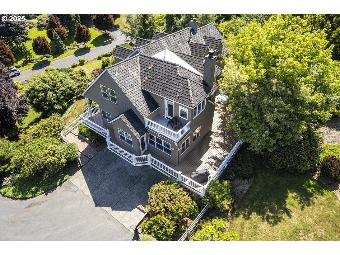 Lake Oswego, Oregon, 97034, United States, 3 Bedrooms Bedrooms, ,3 BathroomsBathrooms,Residential,Active,1862857
