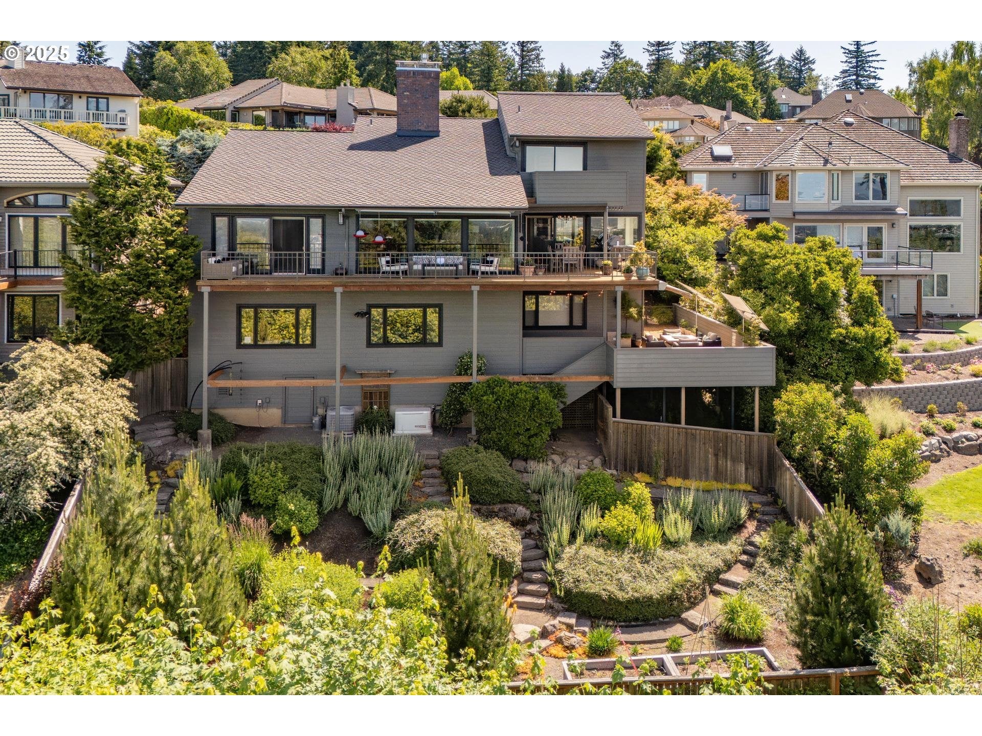 Portland, Oregon, 97225, United States, 4 Bedrooms Bedrooms, ,5 BathroomsBathrooms,Residential,Active,1936425