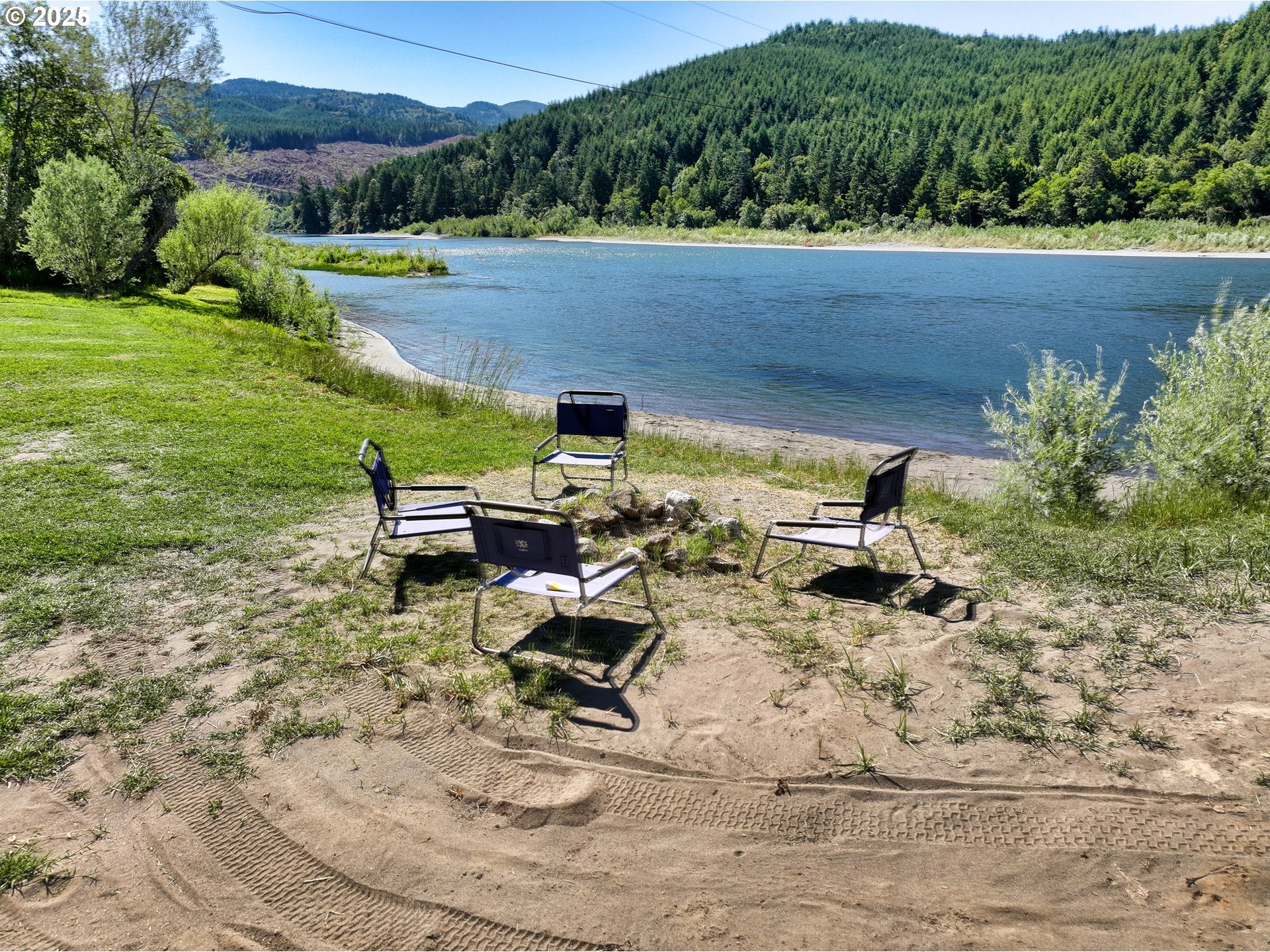 Gold Beach, Oregon, 97444, United States, 4 Bedrooms Bedrooms, ,3 BathroomsBathrooms,Residential,Active,1904726