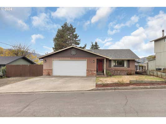 442 NE MANZANITA CT, ROSEBURG, OR 97470 - Image 1