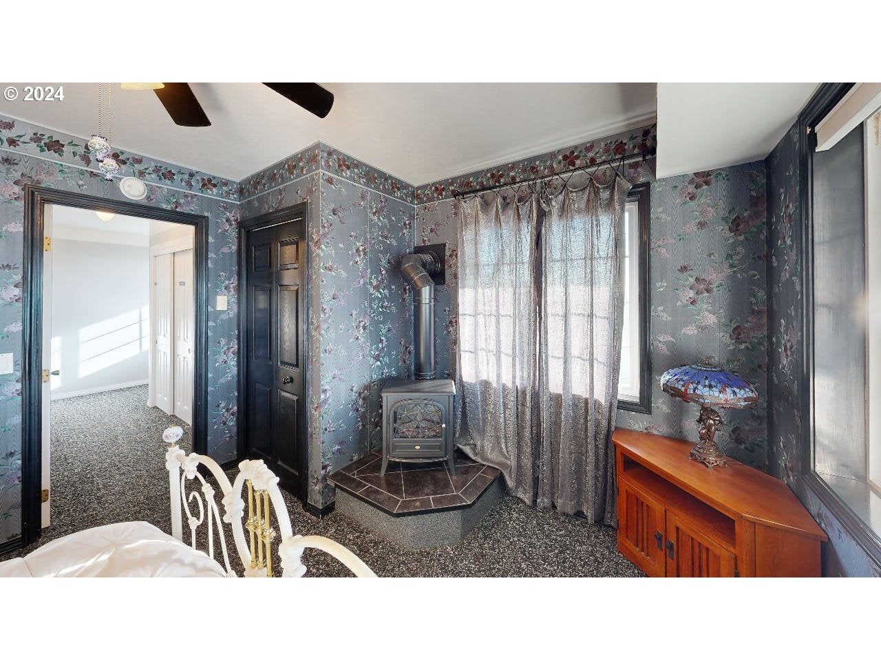 Brookings, Oregon, 97415, United States, ,5 BathroomsBathrooms,Residential,Active,1701896