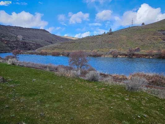 804 RIVERSIDE ST, MAUPIN, OR 97037, photo 2 of 39