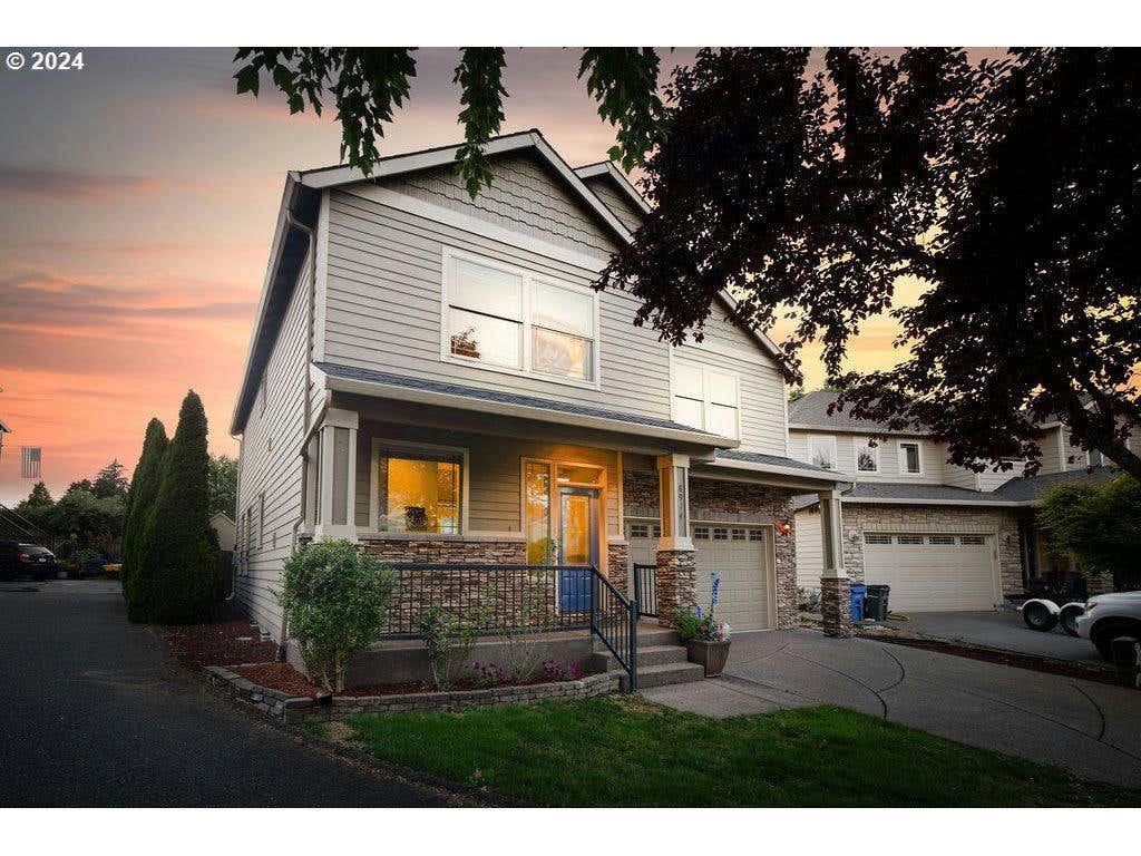 8914 NE 35TH CT, VANCOUVER, WA 98665, photo 1 of 30