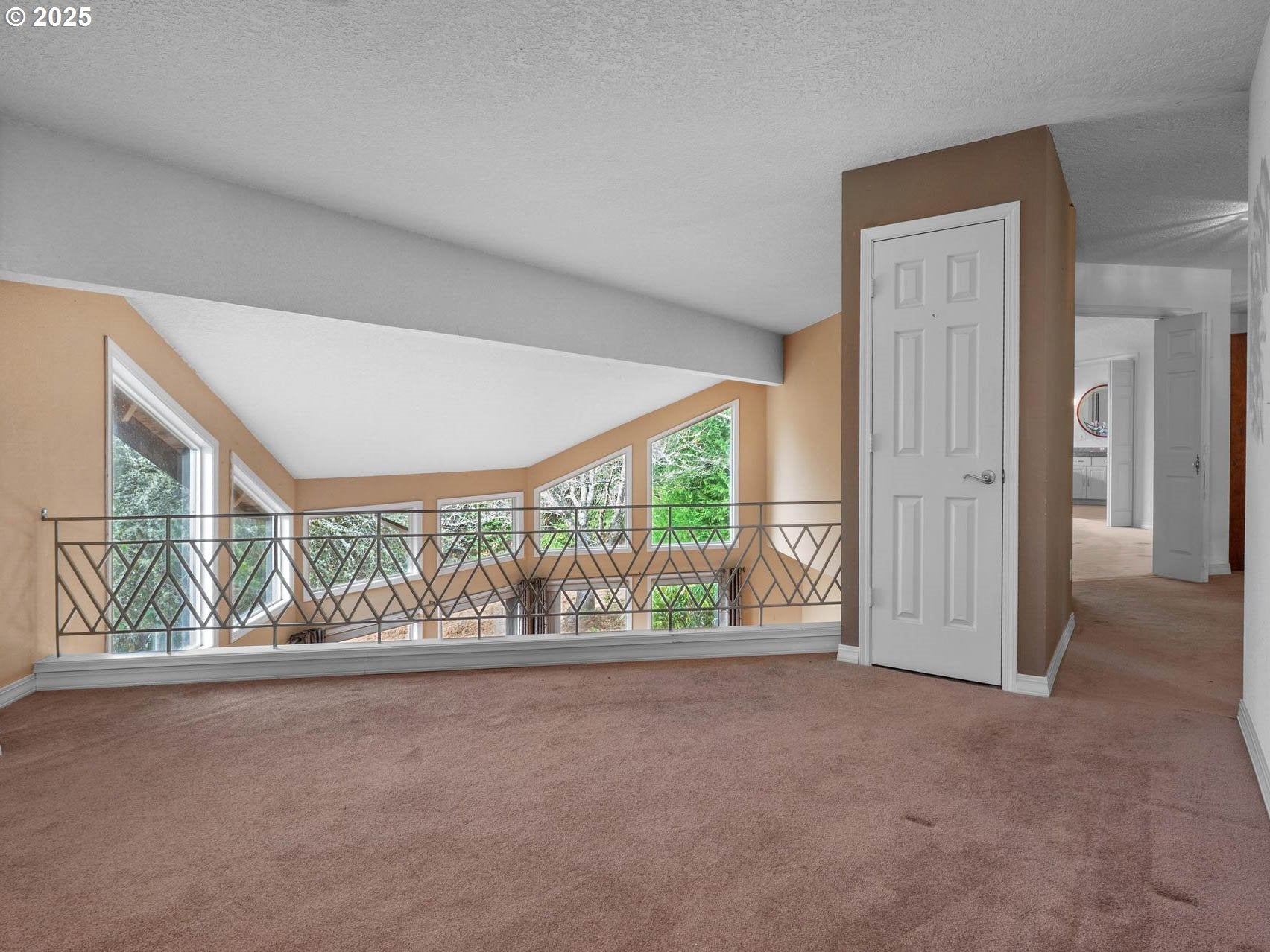 North Plains, Oregon, 97133, United States, 3 Bedrooms Bedrooms, ,3 BathroomsBathrooms,Residential,Active,1997570