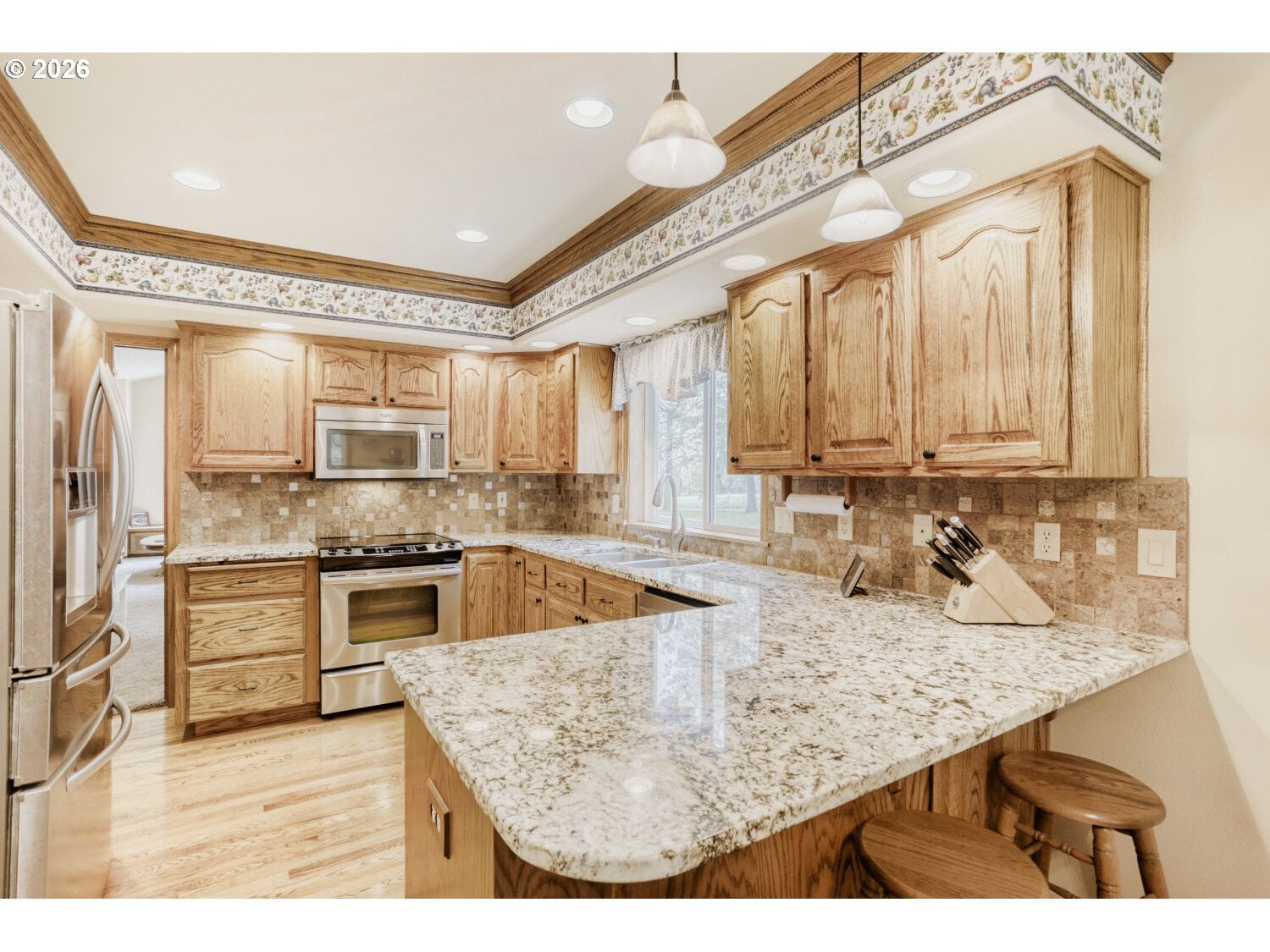 Sandy, Oregon, 97055, United States, 3 Bedrooms Bedrooms, ,2 BathroomsBathrooms,Residential,Active,2041437