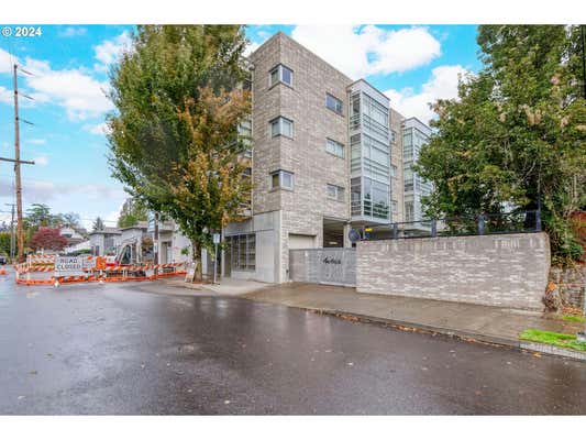 910 SE 42ND AVE UNIT 200, PORTLAND, OR 97215 - Image 1