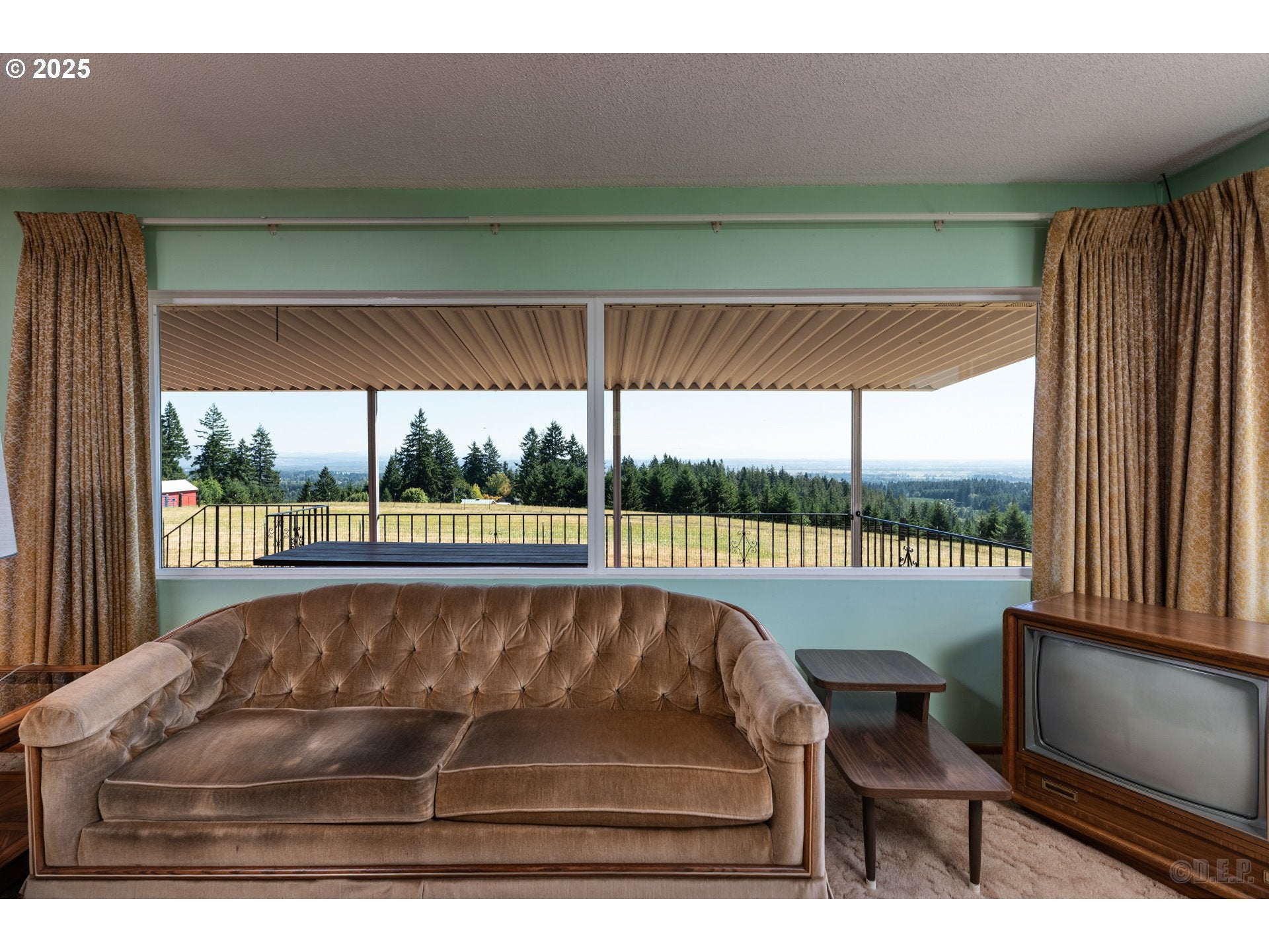 Scappoose, Oregon, 97056, United States, 4 Bedrooms Bedrooms, ,2 BathroomsBathrooms,Residential,Active,1914619