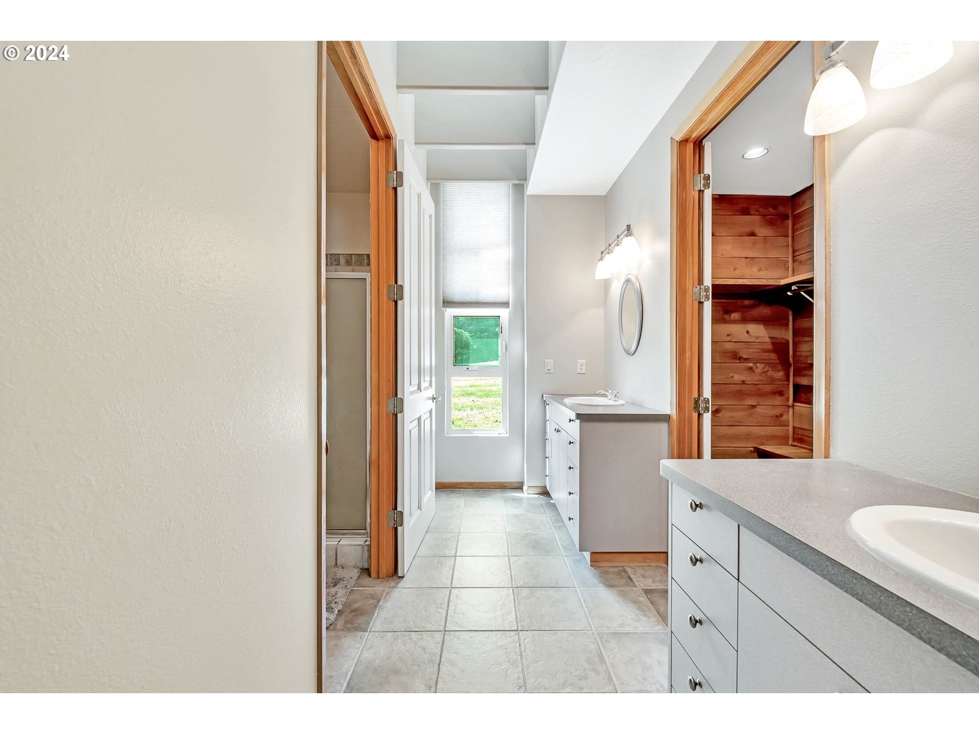 Pleasant Hill, Oregon, 97455, United States, ,3 BathroomsBathrooms,Residential,Active,1704809