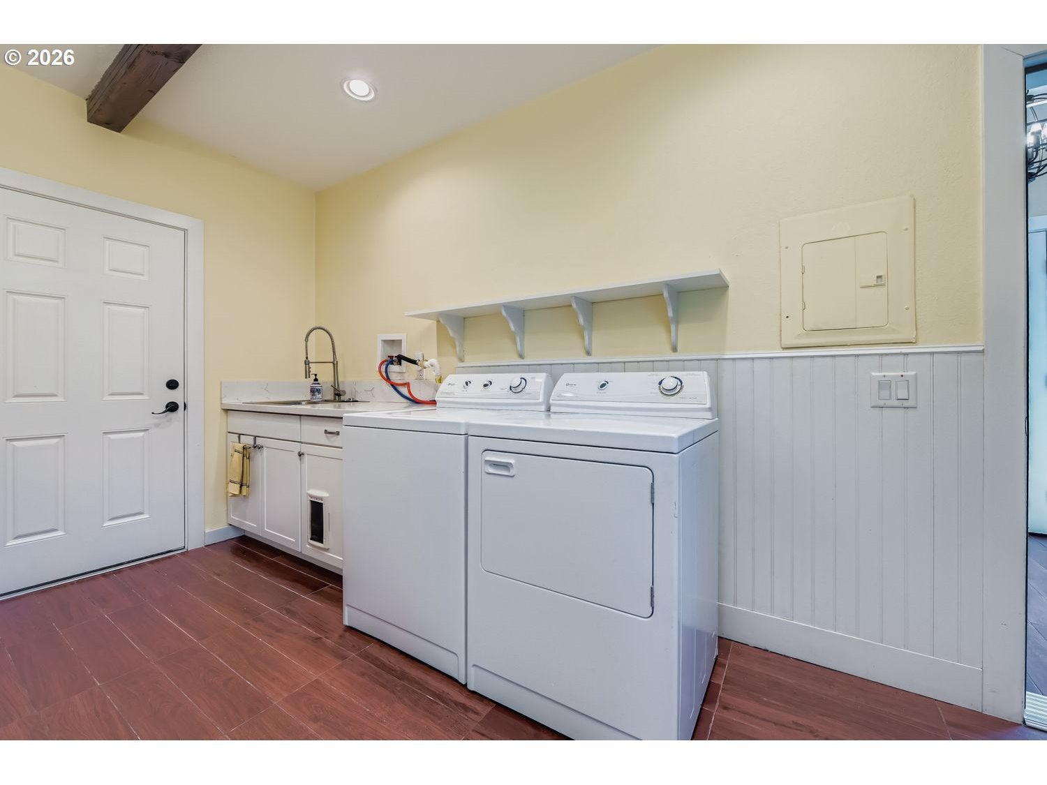 Milwaukie, Oregon, 97267, United States, 5 Bedrooms Bedrooms, ,4 BathroomsBathrooms,Residential,Active,2044550