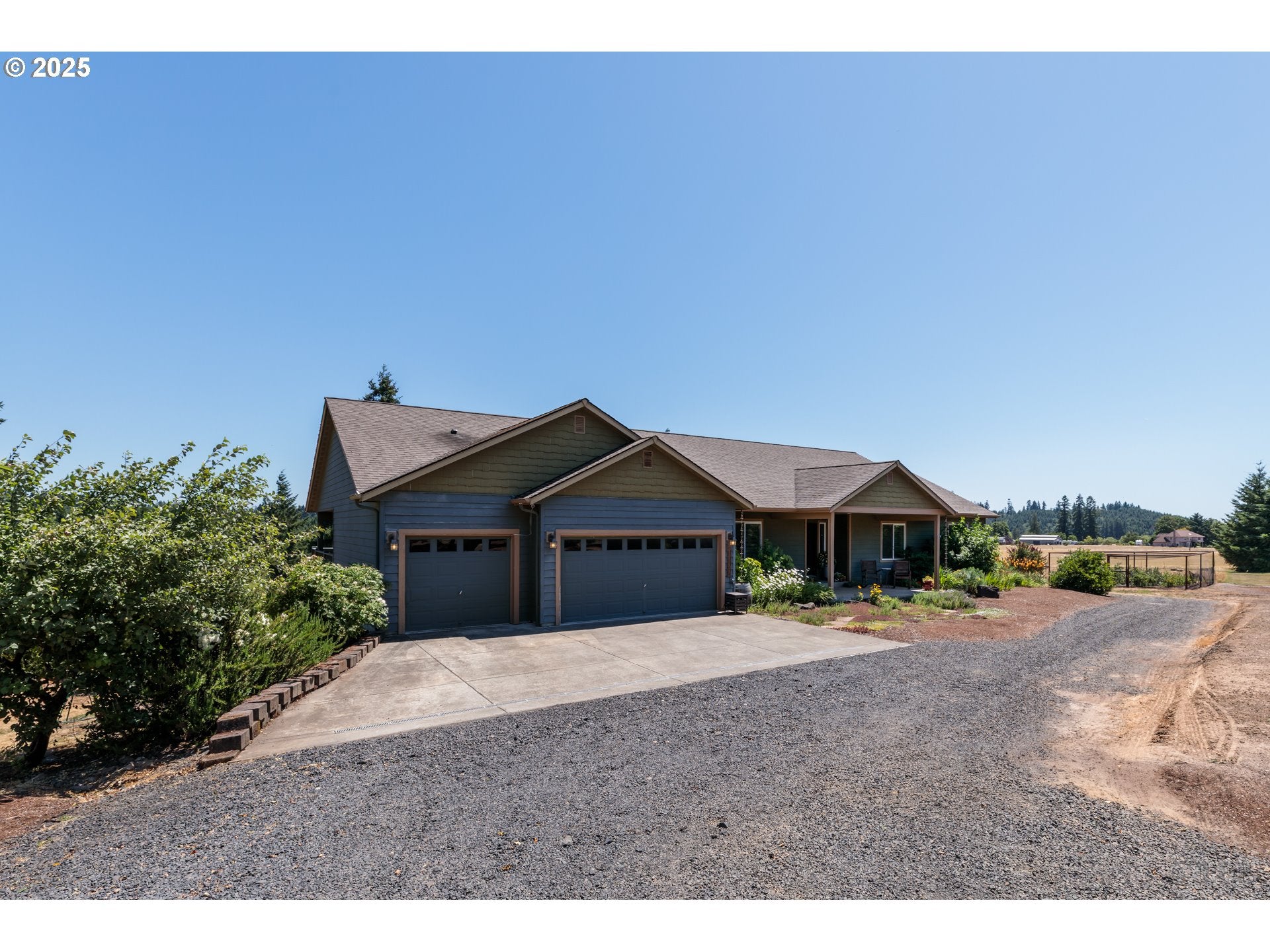 St. Helens, Oregon, 97051, United States, ,4 BathroomsBathrooms,Residential,Active,1888504