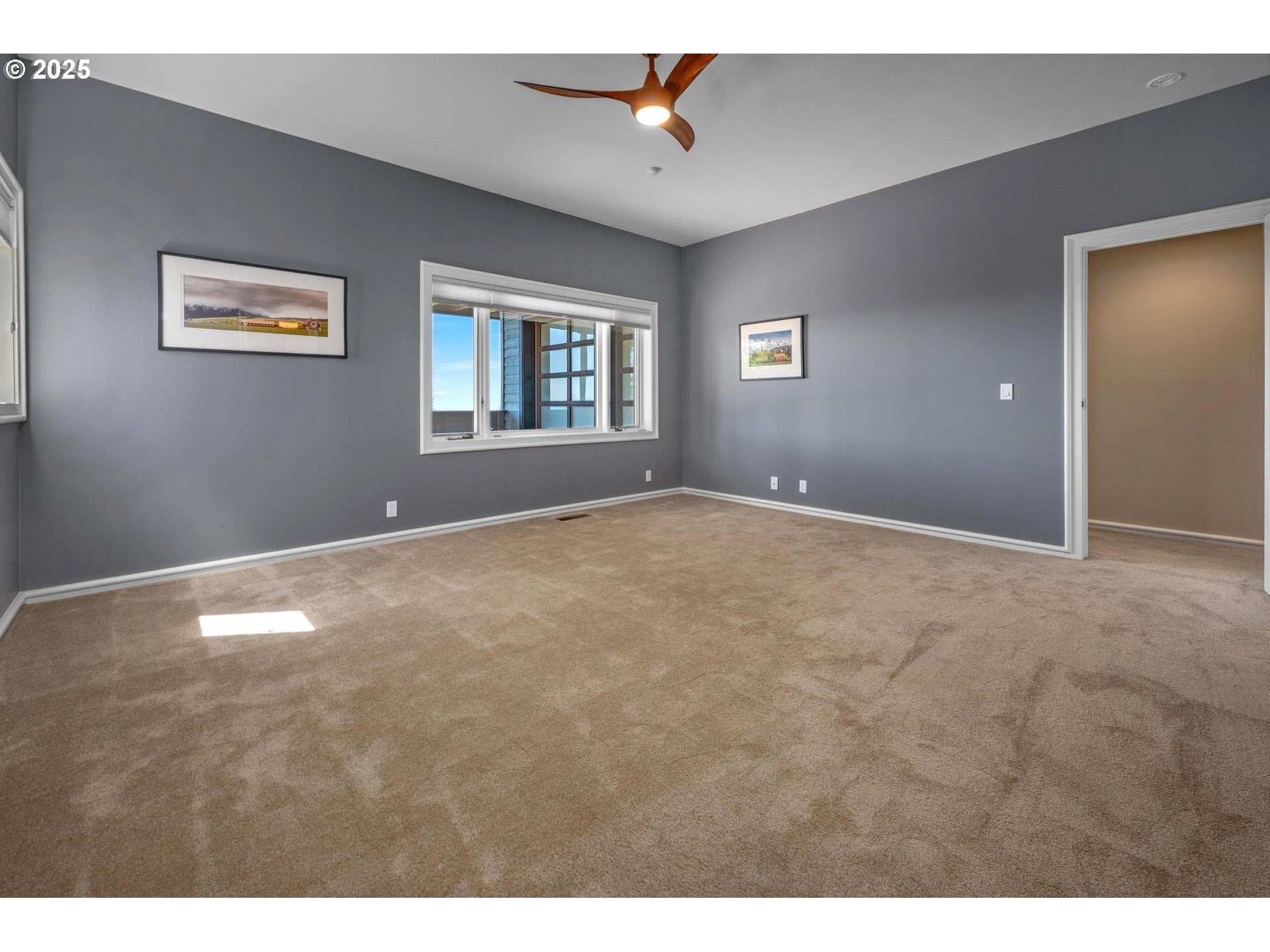 Portland, Oregon, 97225, United States, 4 Bedrooms Bedrooms, ,5 BathroomsBathrooms,Residential,Active,1936425