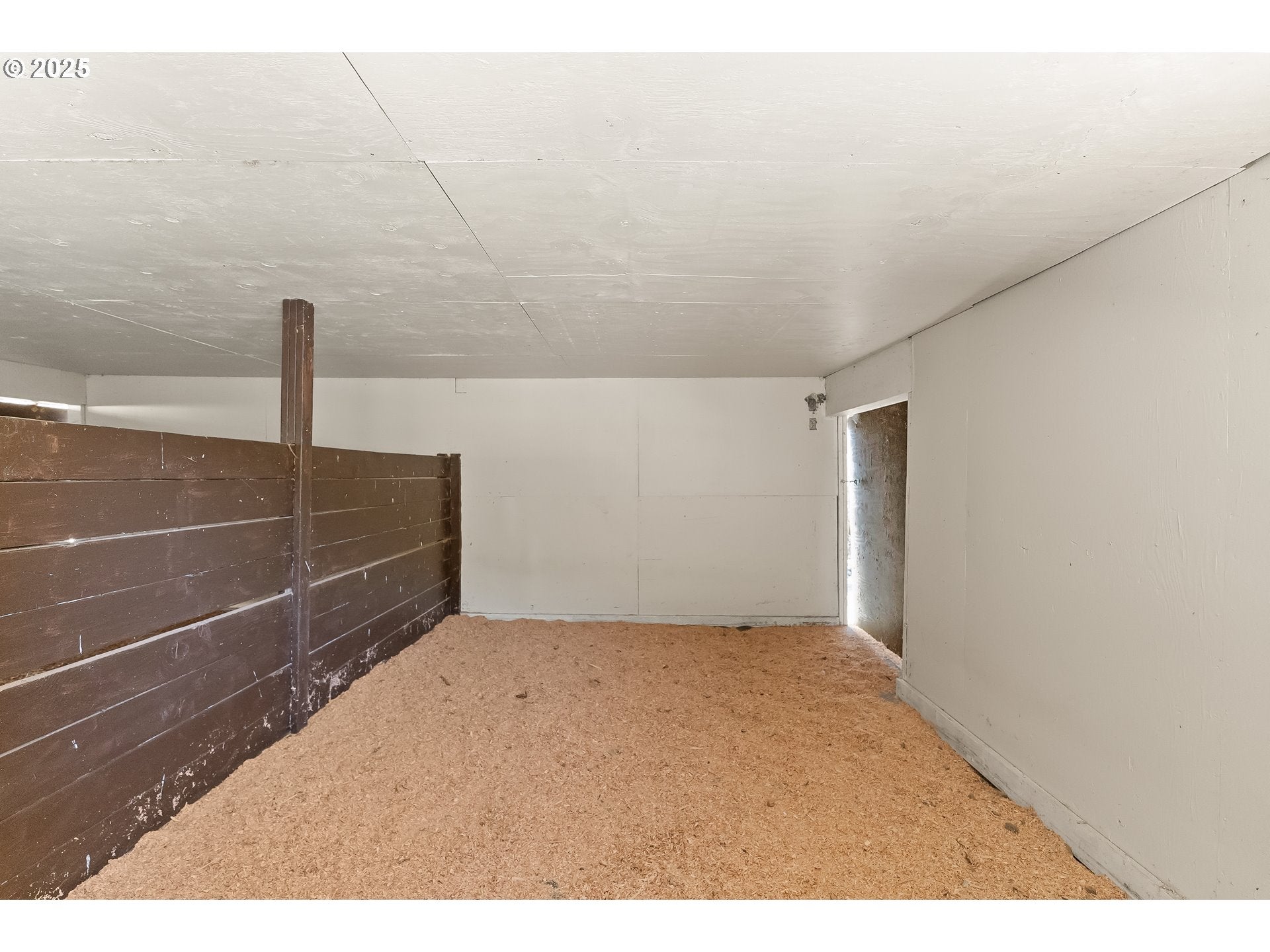 Canyonville, Oregon, 97417, United States, 3 Bedrooms Bedrooms, ,2 BathroomsBathrooms,Residential,Active,1909832