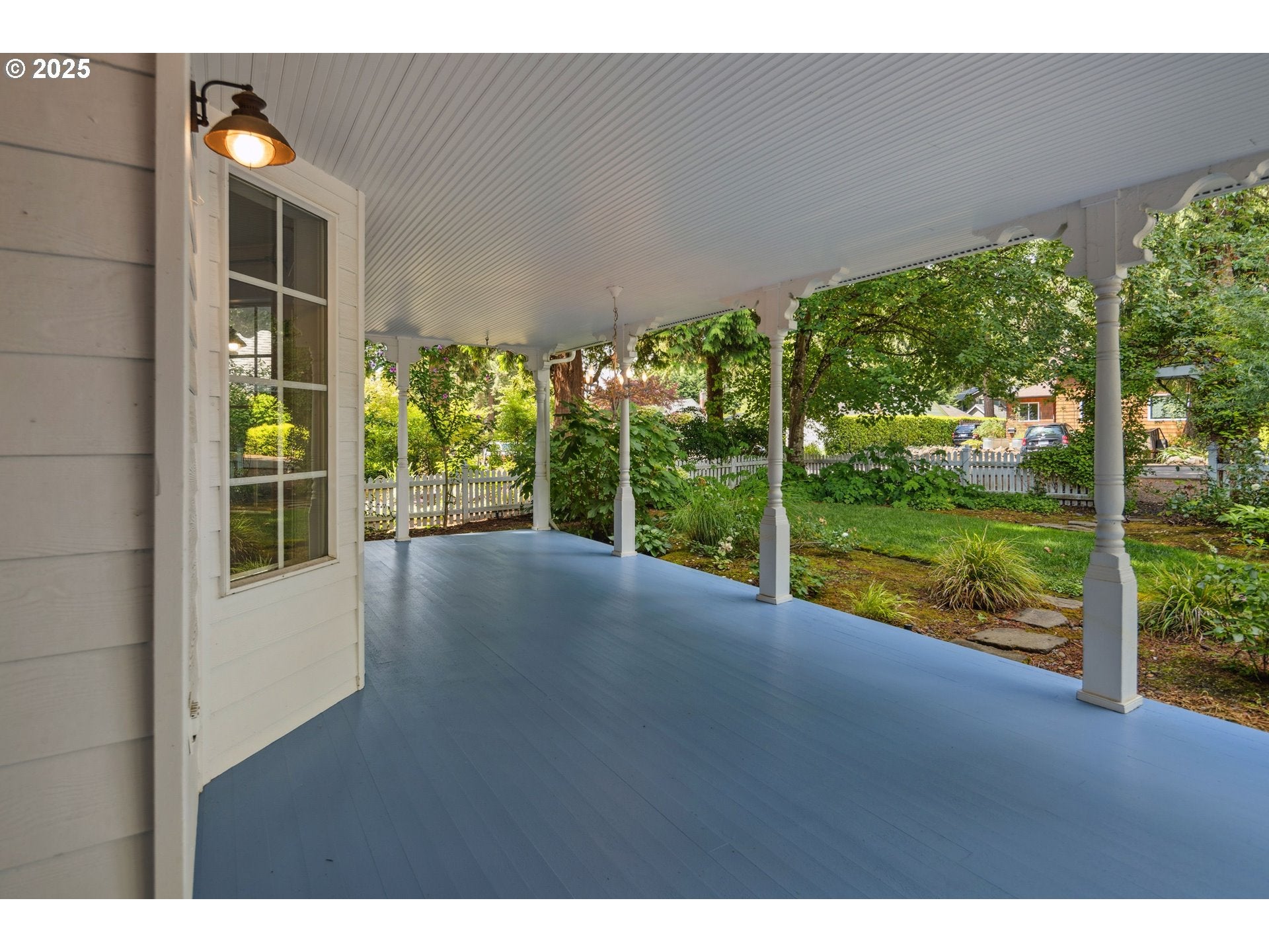 Lake Oswego, Oregon, 97034, United States, ,3 BathroomsBathrooms,Residential,Active,1899903
