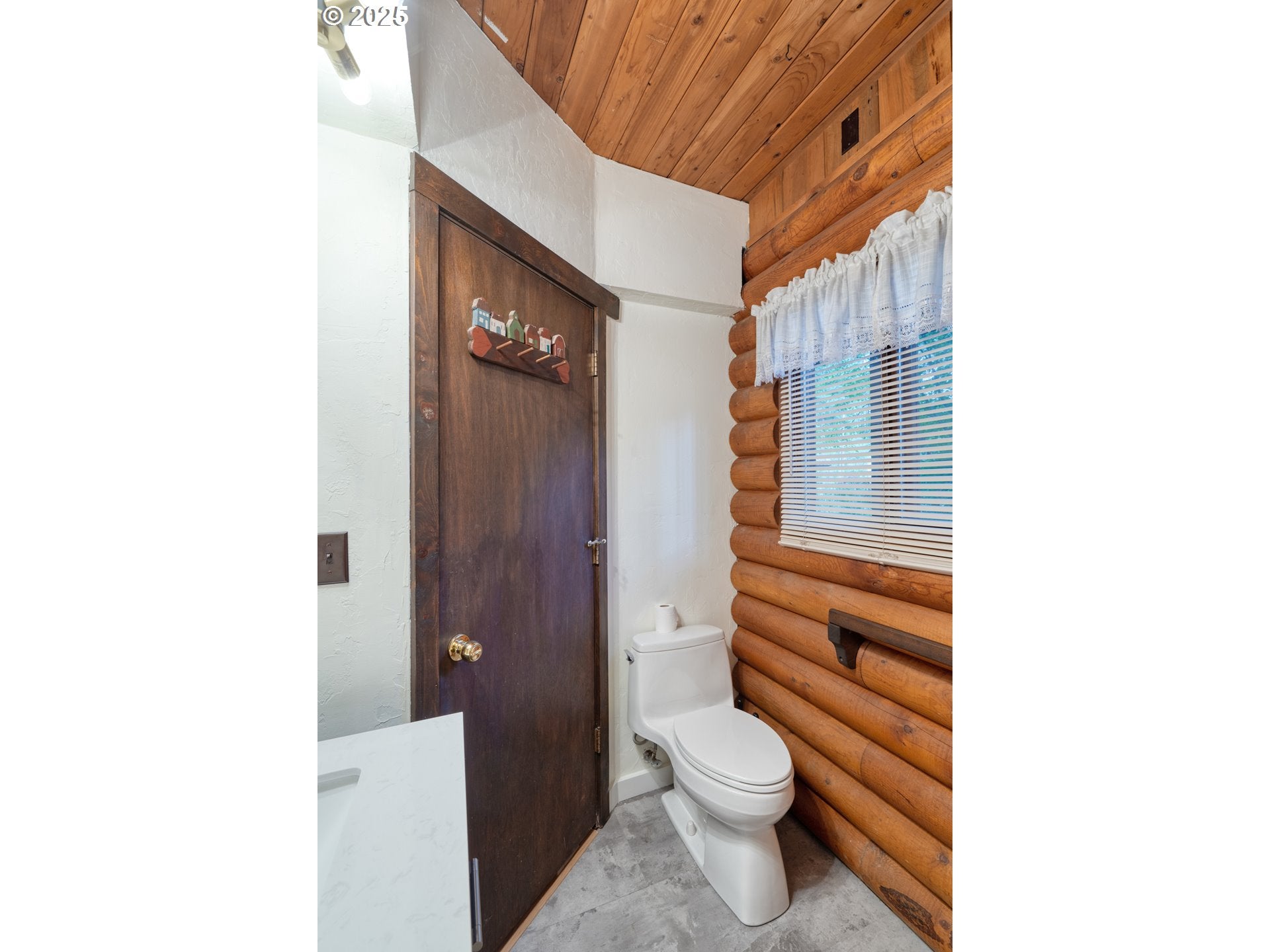 Welches, Oregon, 97067, United States, ,4 BathroomsBathrooms,Residential,Active,1764882