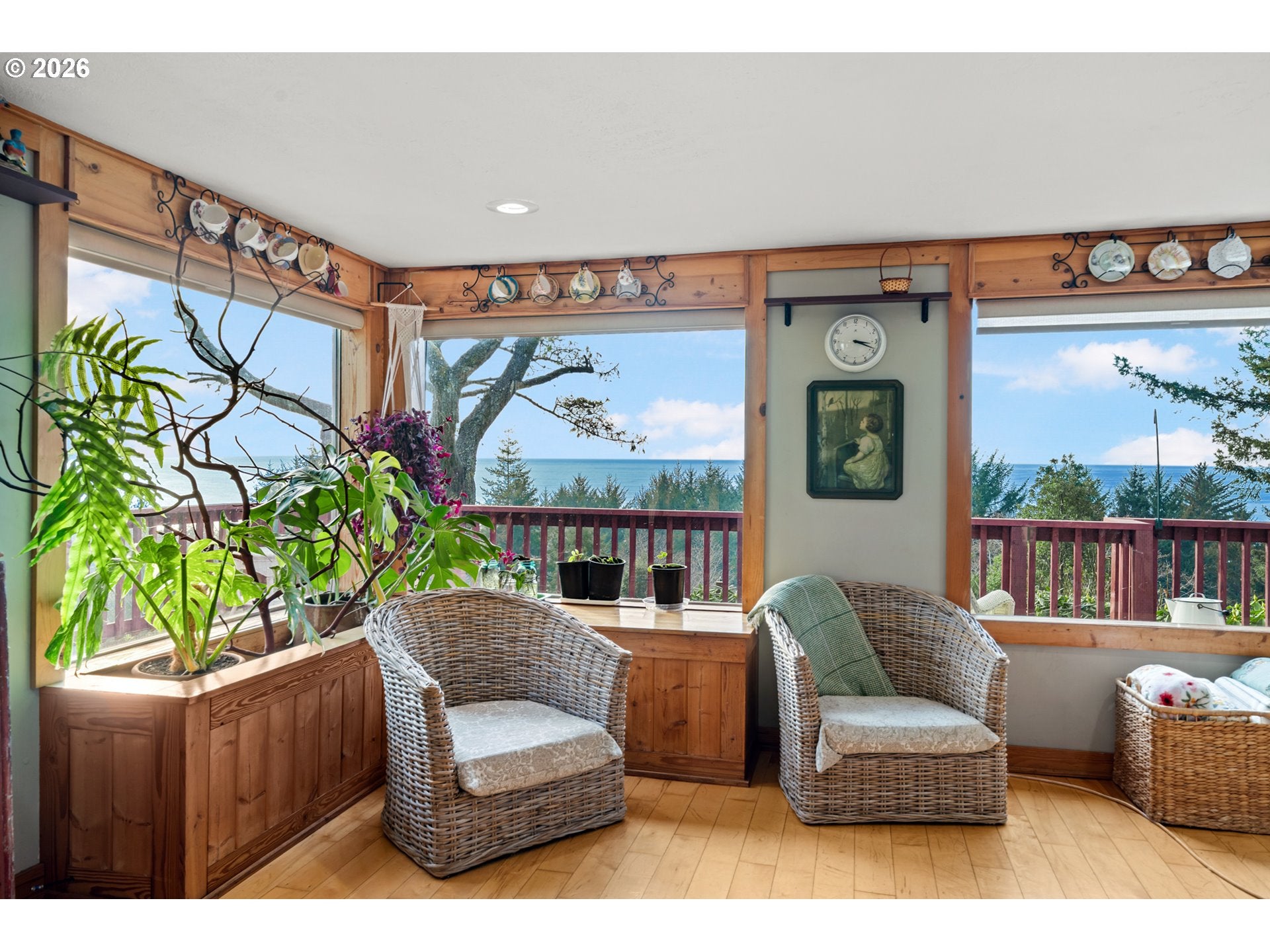 Gold Beach, Oregon, 97444, United States, 3 Bedrooms Bedrooms, ,2 BathroomsBathrooms,Residential,Active,2011203