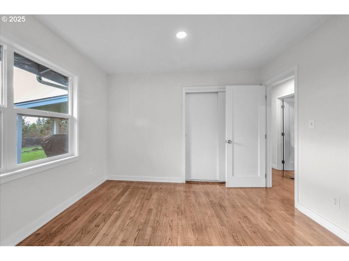 Beaverton, Oregon, 97007, United States, 3 Bedrooms Bedrooms, ,3 BathroomsBathrooms,Residential,Active,2006949