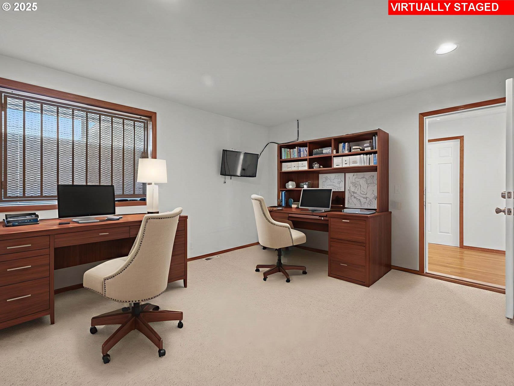 North Plains, Oregon, 97133, United States, 5 Bedrooms Bedrooms, ,4 BathroomsBathrooms,Residential,Active,1963264