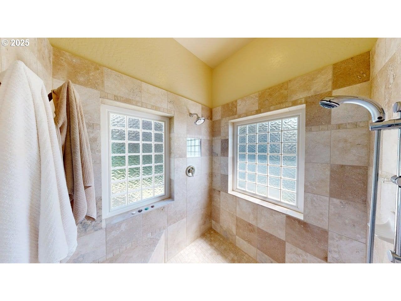 Brookings, Oregon, 97415, United States, 3 Bedrooms Bedrooms, ,4 BathroomsBathrooms,Residential,Active,1773505