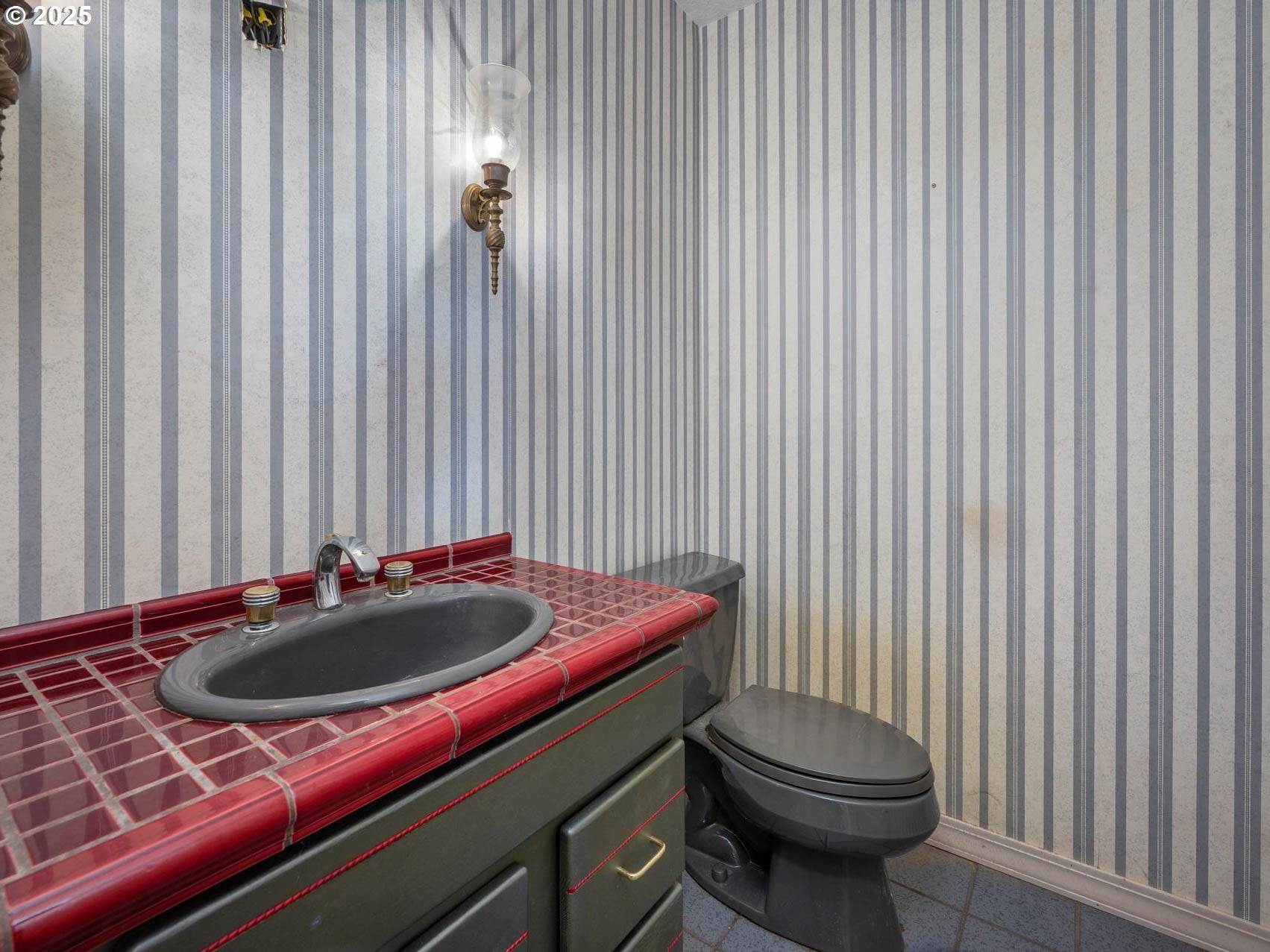 North Plains, Oregon, 97133, United States, 3 Bedrooms Bedrooms, ,3 BathroomsBathrooms,Residential,Active,1997570