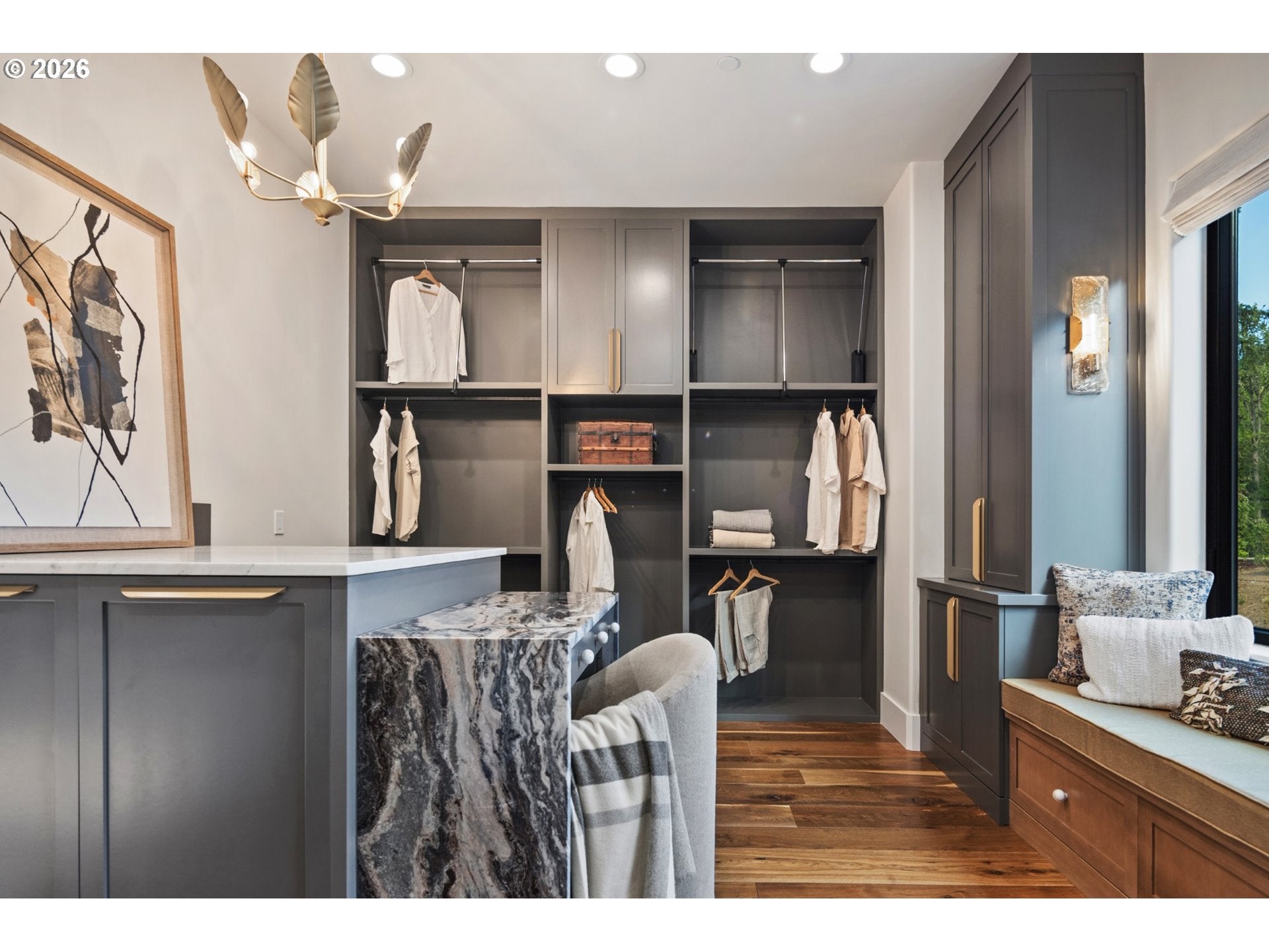 Happy Valley, Oregon, 97086, United States, 5 Bedrooms Bedrooms, ,5 BathroomsBathrooms,Residential,Active,2011888