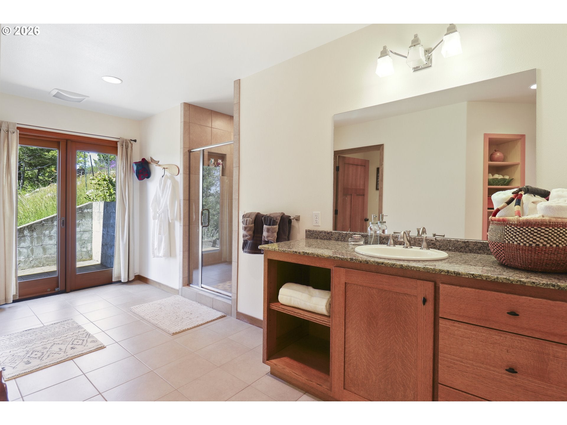 Gold Beach, Oregon, 97444, United States, 4 Bedrooms Bedrooms, ,4 BathroomsBathrooms,Residential,Active,2021632