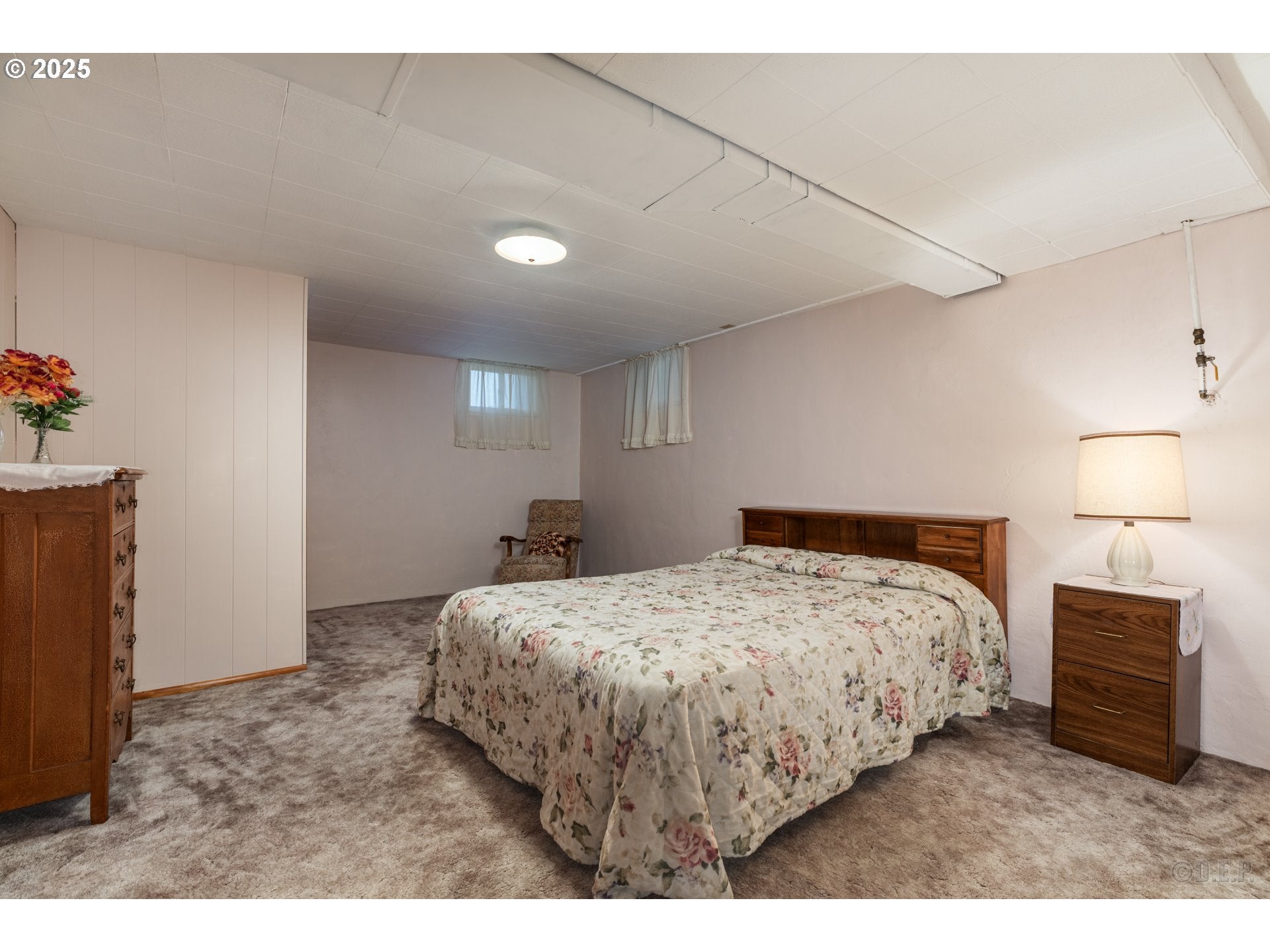 Scappoose, Oregon, 97056, United States, 4 Bedrooms Bedrooms, ,2 BathroomsBathrooms,Residential,Active,1914619