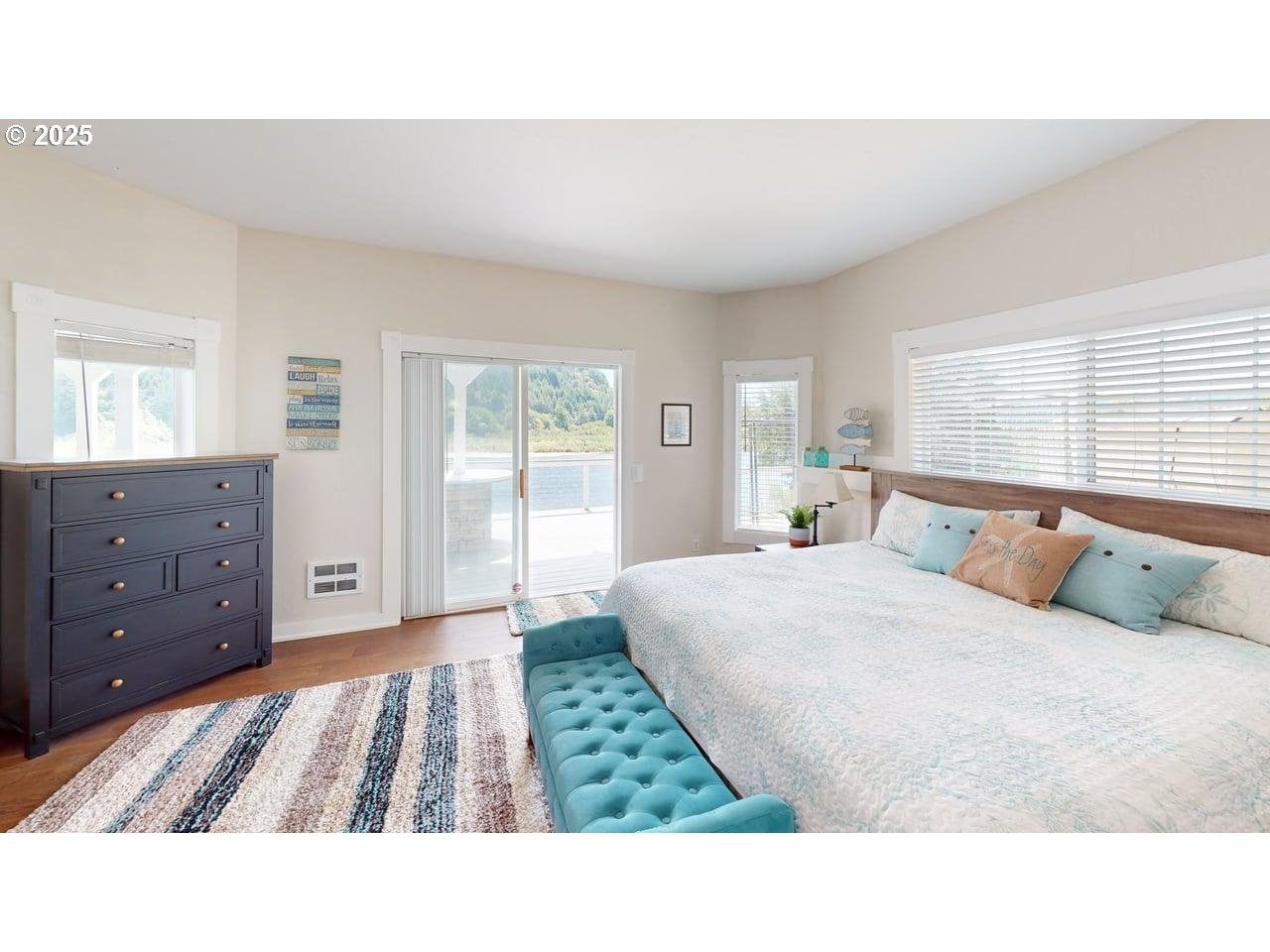 Gold Beach, Oregon, 97444, United States, 4 Bedrooms Bedrooms, ,3 BathroomsBathrooms,Residential,Active,1904726